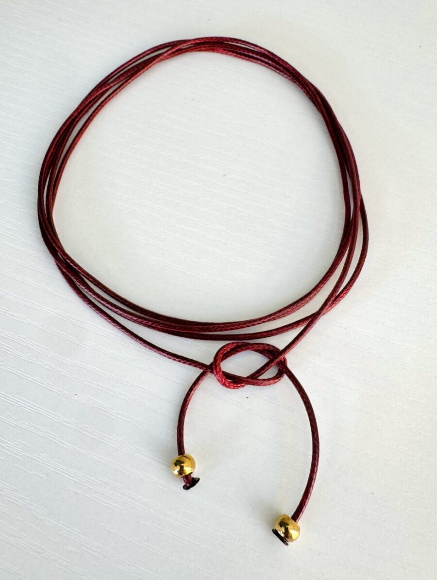 Choker Cordón Borlitas Burdeos