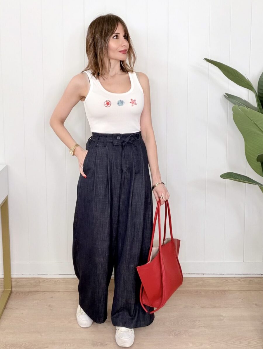 Alternative view of Top MARINA Blanco