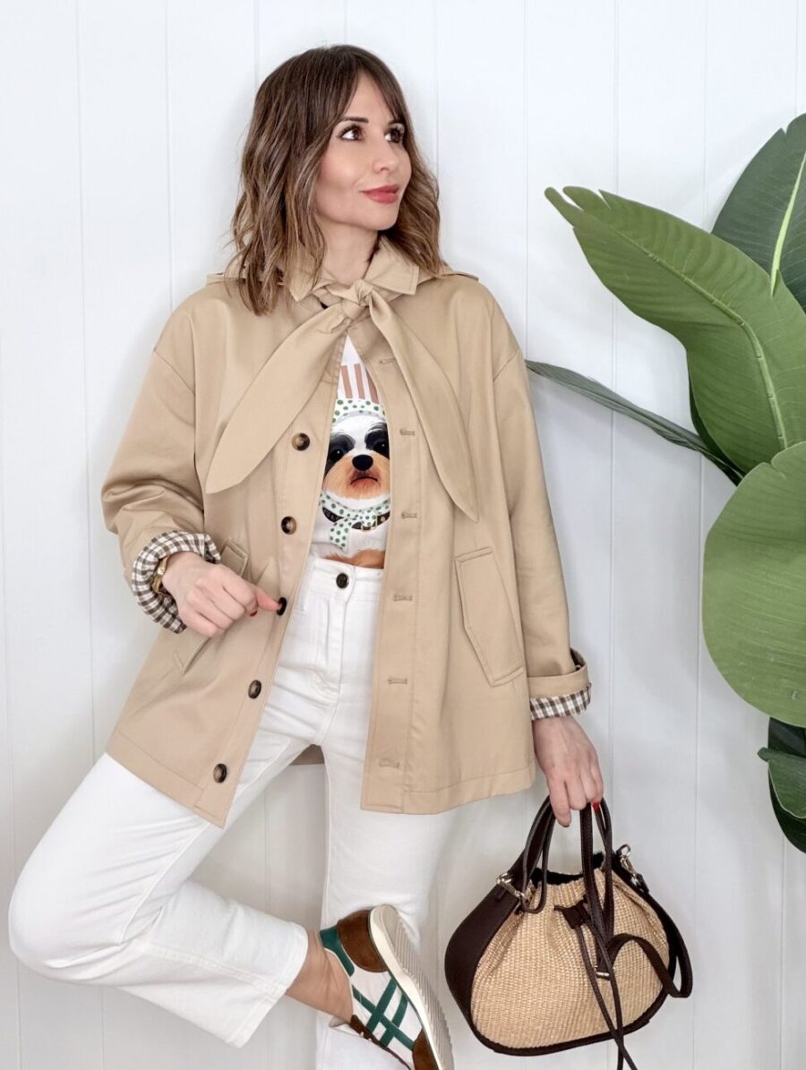 Alternative view of Trench ROMA Camel