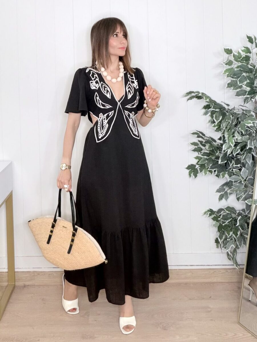 Vestido CUT ZEBIA Negro